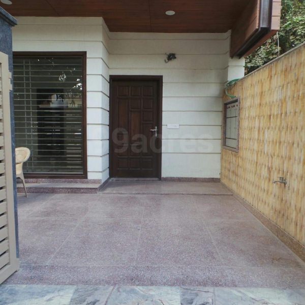 WhatsApp Image 2025-09-02 at 2.20.22 PM (2)